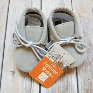 NWT Baby shoes 6-12 months